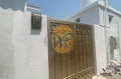 Villa - 2 Bedrooms - 3 Bathrooms for rent in Cornich Ras Al Khaima - Ras Al Khaimah