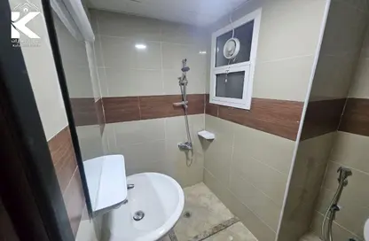 شقة - 1 حمام للايجار في قرية الاميرة - الياسمين - عجمان