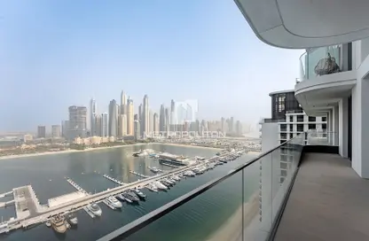 Apartment - 2 Bedrooms - 2 Bathrooms for rent in Palace Beach Residence - EMAAR Beachfront - Dubai Harbour - Dubai