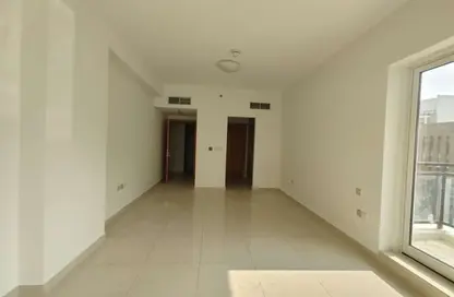 شقة - 2 غرف نوم - 3 حمامات للايجار في ادور - منطقة 11 - قرية جميرا الدائرية - دبي