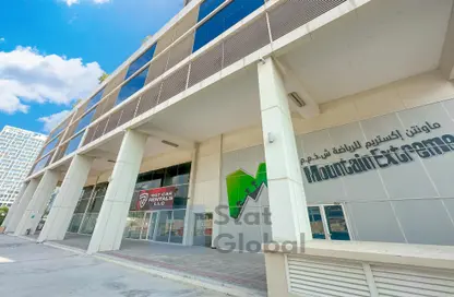 Outdoor Building image for: Shop - Studio for rent in Capital Golden Tower - Business Bay - Dubai, Image 1