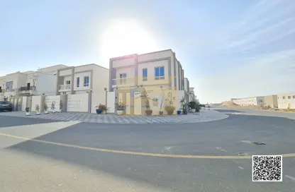 فيلا - 3 غرف نوم - 5 حمامات للايجار في الزاهية جاردنز - الزاهية - عجمان