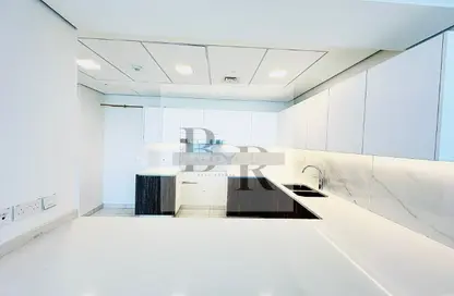 Apartment - 3 Bedrooms - 5 Bathrooms for rent in P1410 - Al Dana - Al Raha Beach - Abu Dhabi