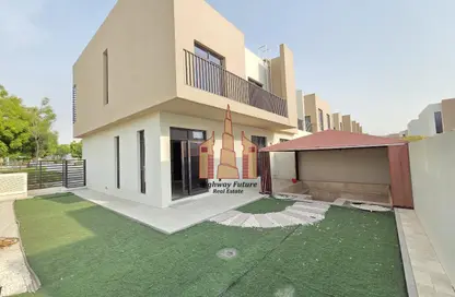 Apartment - 3 Bedrooms - 4 Bathrooms for rent in Nasma Residence - Al Tai - Sharjah