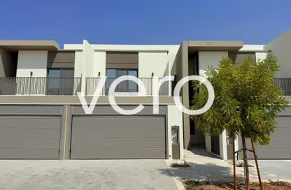 Villa - 3 Bedrooms - 4 Bathrooms for rent in Aura Gardens - Tilal Al Ghaf - Dubai