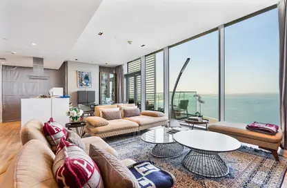 Apartment - 3 Bedrooms - 4 Bathrooms for sale in Apartment Building 7 - Bluewaters Residences - Bluewaters - Dubai