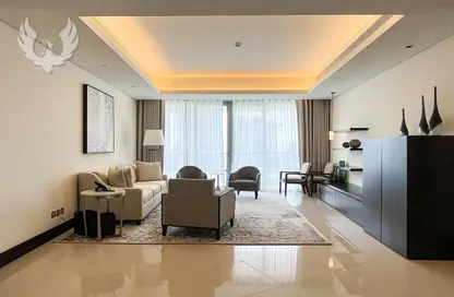 Living Room image for: Apartment - 2 Bedrooms - 2 Bathrooms for rent in Burj Lake Hotel - The Address DownTown - Downtown Dubai - Dubai, Image 1