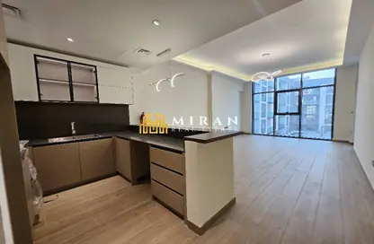 شقة - 2 غرف نوم - 3 حمامات للايجار في ويست فيو جاردن - قرية الجميرا سركل - دبي شقة - 2 غرف نوم - 3 حمامات للايجار في ويست فيو جاردن - قرية الجميرا سركل - دبي