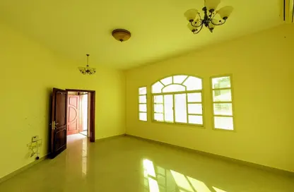 Empty Room image for: Apartment - 3 Bedrooms - 4 Bathrooms for rent in Al Mraijeb - Al Jimi - Al Ain, Image 1