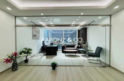 مكتب - استوديو للايجار في برج تماني - الخليج التجاري - دبي