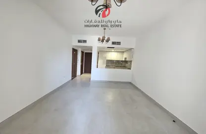 Apartment - 1 Bedroom - 1 Bathroom for rent in Al Mamzar - Deira - Dubai