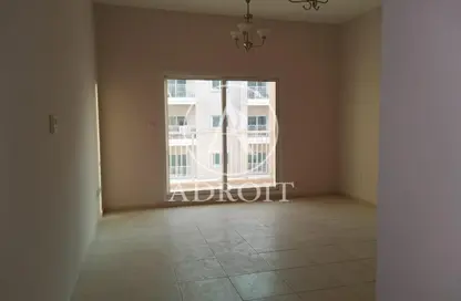Apartment - 1 Bedroom - 2 Bathrooms for sale in Mazaya 24 - Queue Point - Dubai Land - Dubai