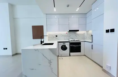 Apartment - 1 Bedroom - 2 Bathrooms for rent in Binghatti House - Jumeirah Village Circle - Dubai
