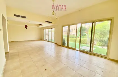 Townhouse - 3 Bedrooms - 3 Bathrooms for rent in The Townhouses at Al Hamra Village - Al Hamra Village - Ras Al Khaimah