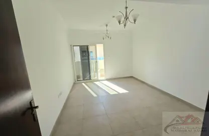 شقة - 2 غرف نوم - 2 حمامات للايجار في بناية مويليح 29 - مويلح - الشارقة