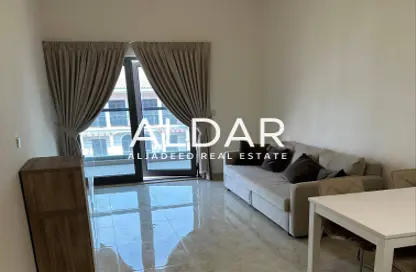 شقة - غرفة نوم - 2 حمامات للايجار في مساكن جويا فيردا - قرية الجميرا سركل - دبي