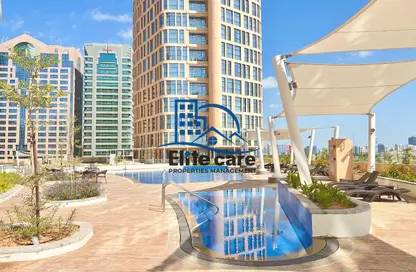 Apartment - 3 Bedrooms - 4 Bathrooms for rent in United Square - Al Khalidiya - Abu Dhabi