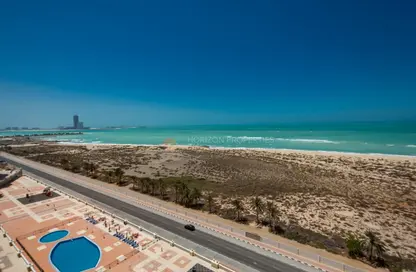 Apartment - 2 Bedrooms - 3 Bathrooms for sale in Royal Breeze 5 - Royal Breeze - Al Hamra Village - Ras Al Khaimah