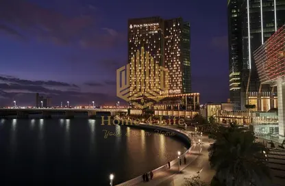 Apartment - 3 Bedrooms - 4 Bathrooms for sale in Four Seasons Hotel - Al Maryah Island - Abu Dhabi