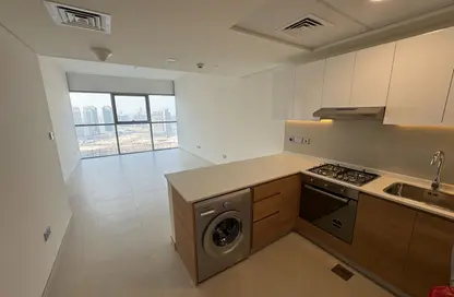 Apartment - 2 Bedrooms - 2 Bathrooms for rent in Radiant Square - City Of Lights - Al Reem Island - Abu Dhabi