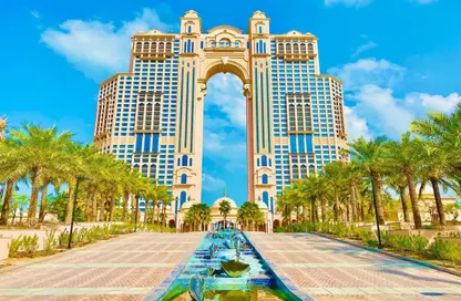 Apartment - 1 Bedroom - 2 Bathrooms for rent in Fairmont Marina Residences - The Marina - Abu Dhabi