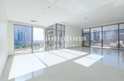 Apartment - 2 Bedrooms - 3 Bathrooms for rent in Boulevard Crescent Tower 1 - BLVD Crescent - Downtown Dubai - Dubai