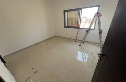 Apartment - 2 Bedrooms - 2 Bathrooms for rent in Al Jurf Industrial 3 - Al Jurf Industrial - Ajman