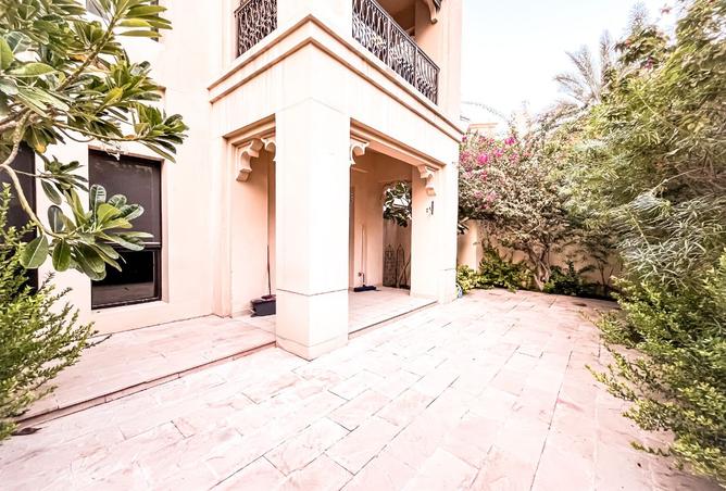 Miska 5 Quaint 1 Bed Garden Apt - Ready to Move