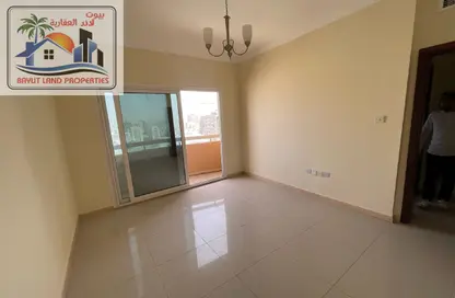 Apartment - 3 Bedrooms - 3 Bathrooms for rent in Al Mahatta - Al Qasimia - Sharjah