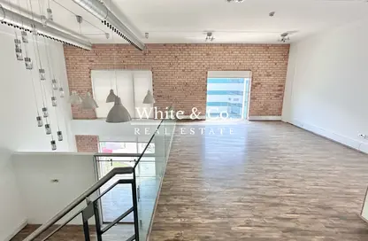 Office Space - Studio for rent in The LOFT Office 3 - The LOFT Offices - Dubai Media City - Dubai