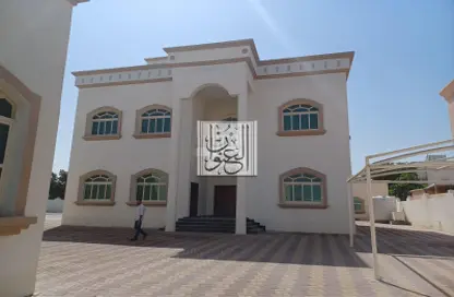 فيلا - 8 غرف نوم - 8 حمامات للايجار في مدينة خليفة - أبوظبي