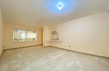 Apartment - 3 Bedrooms - 4 Bathrooms for rent in Lafzaeyya Tower - Khalifa Street - Abu Dhabi