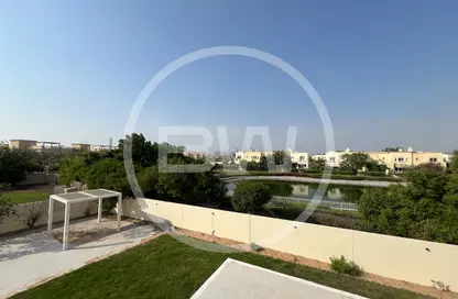 Villa - 5 Bedrooms - 6 Bathrooms for sale in Meadows 9 - Meadows - Dubai