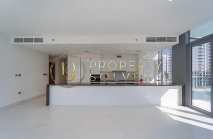 Apartment - 3 Bedrooms - 4 Bathrooms for sale in Residences 7 - District One - Mohammed Bin Rashid City - Dubai