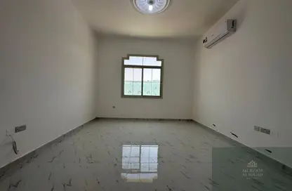 Apartment - Studio - 1 Bathroom for rent in Mohamed Bin Zayed City Villas - Mohamed Bin Zayed City - Abu Dhabi