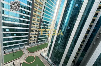 شقة - غرفة نوم - 2 حمامات للبيع في أورينت تاور 1 - أورينت تاور - البستان - عجمان