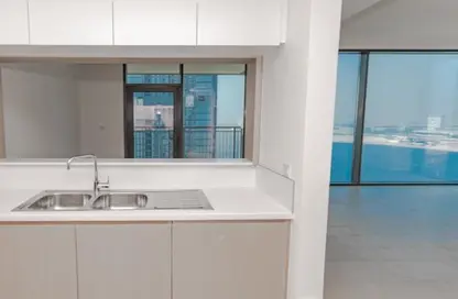 Apartment - 3 Bedrooms - 3 Bathrooms for sale in Creek Rise Tower 2 - Creek Rise - Dubai Creek Harbour (The Lagoons) - Dubai