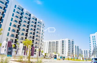 Apartment - 3 Bedrooms - 3 Bathrooms for sale in Waters Edge - Yas Island - Abu Dhabi