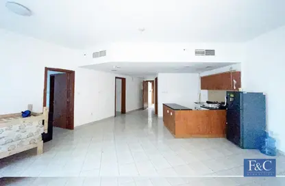 صورة لـ غرفة فارغة شقة - 2 غرف نوم - 3 حمامات للبيع في B كريسنت - ذا كريسنت - مدينة دبي للإنتاج (اي ام بي زد) - دبي ، صورة رقم 1