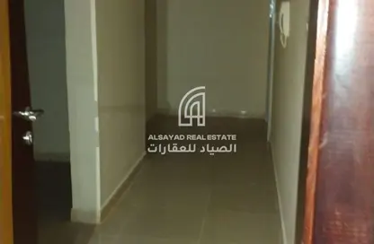 شقة - غرفة نوم - 1 حمام للايجار في مبنى القاسمية 10 - المحطة - القاسمية - الشارقة شقة - غرفة نوم - 1 حمام للايجار في مبنى القاسمية 10 - المحطة - القاسمية - الشارقة