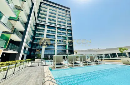 Apartment - 1 Bedroom - 1 Bathroom for sale in Binghatti Emerald - Jumeirah Village Circle - Dubai
