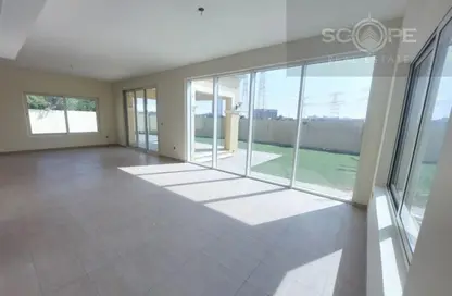 Villa - 4 Bedrooms - 3 Bathrooms for rent in Legacy - Jumeirah Park - Dubai