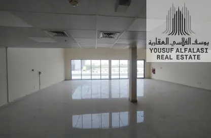 صالة عرض - استوديو - 2 حمامات للايجار في الجرف الصناعية 2 - الجرف الصناعية - عجمان