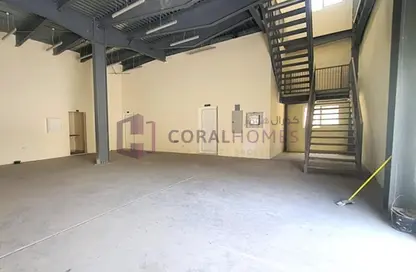 Warehouse - Studio - 1 Bathroom for rent in Jebel Ali Industrial 1 - Jebel Ali Industrial - Jebel Ali - Dubai