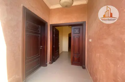 Hall / Corridor image for: Villa - 7 Bedrooms for rent in Al Shamkha - Abu Dhabi, Image 1