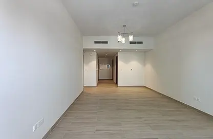 Apartment - 2 Bedrooms - 3 Bathrooms for rent in Al Jadaf Building - Al Jaddaf - Dubai