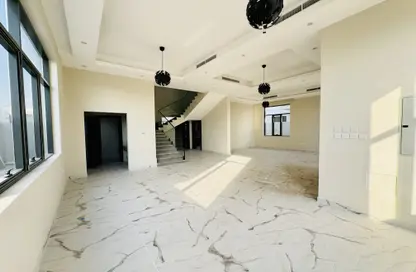 Villa - 4 Bedrooms - 7 Bathrooms for rent in Al Hooshi Villas - Hoshi - Al Badie - Sharjah