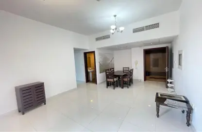 شقة - 2 غرف نوم - 3 حمامات للبيع في مساكن النخبة رقم 3 - مساكن النخبة الرياضية - مدينة دبي الرياضية - دبي