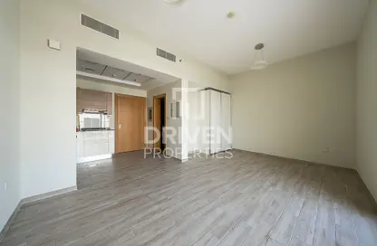 شقة - 1 حمام للايجار في اوكسفورد ريزيدينس - قرية الجميرا سركل - دبي