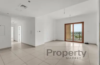 Apartment - 2 Bedrooms - 2 Bathrooms for sale in Zahra Breeze Apartments 4A - Zahra Breeze Apartments - Town Square - Dubai